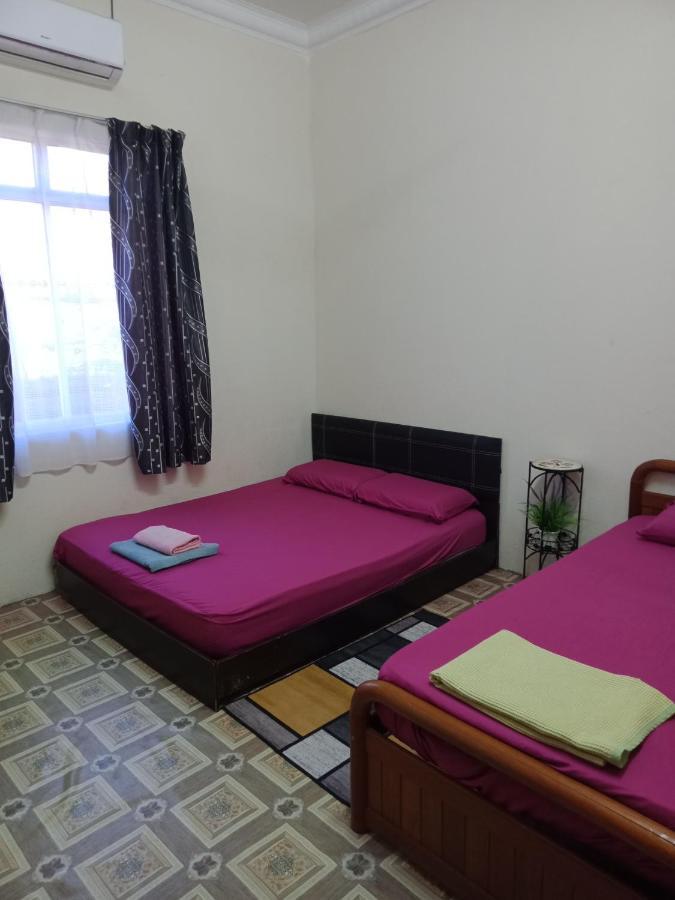 Homestay Tok Abah Kuala Besut Bagian luar foto