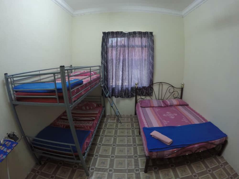Homestay Tok Abah Kuala Besut Bagian luar foto